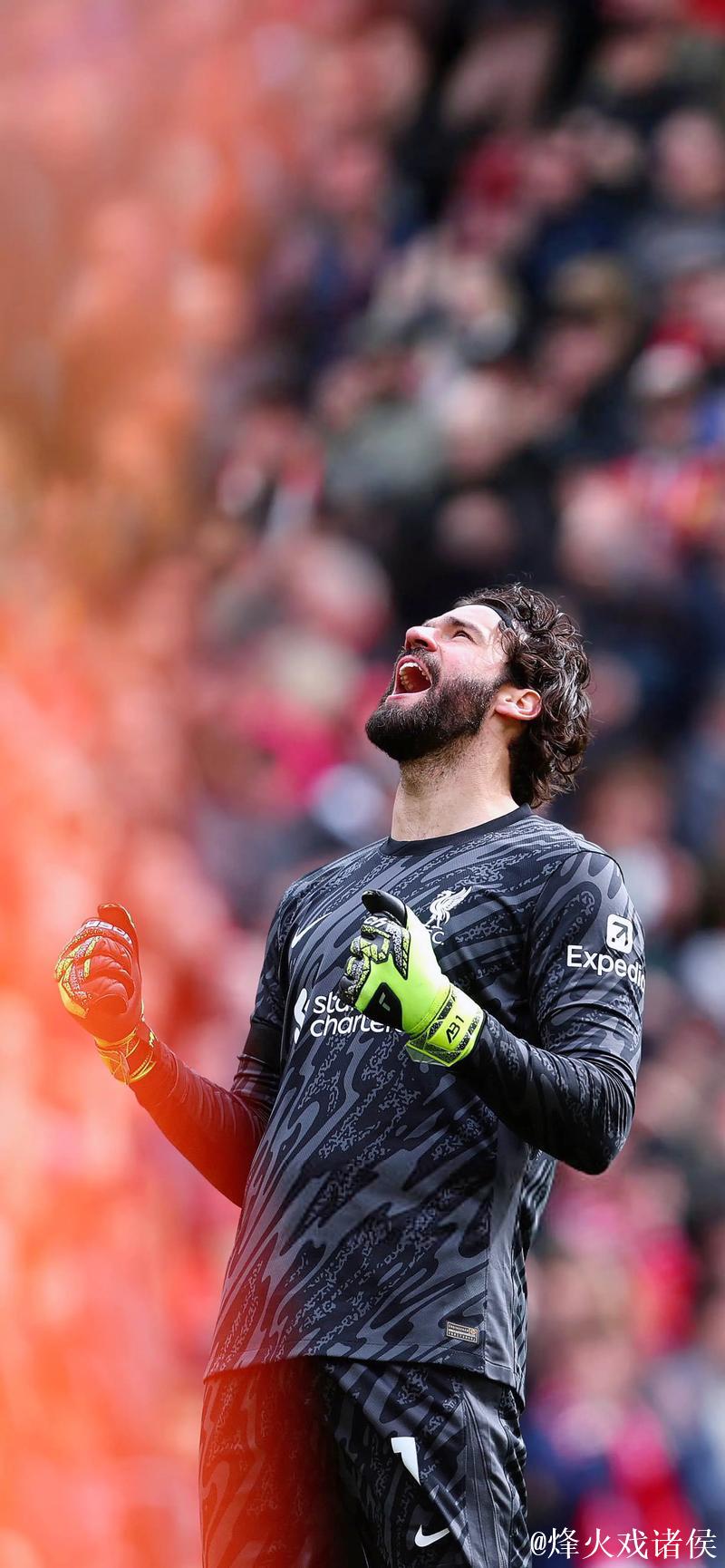 范戴克成为本季英超20+次空中对抗球员中成功率之最，达80%